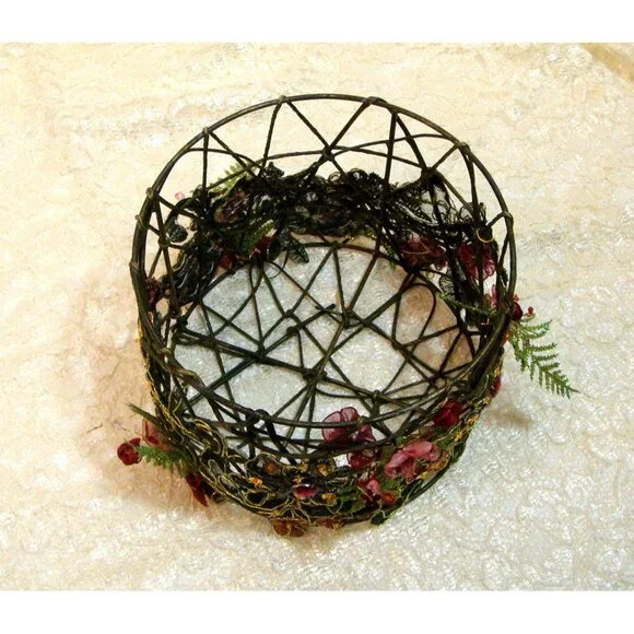 Enchanted Woodland Basket - Picture 8 of 8